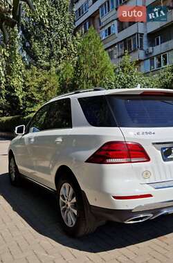 Позашляховик / Кросовер Mercedes-Benz GLE-Class 2016 в Запоріжжі