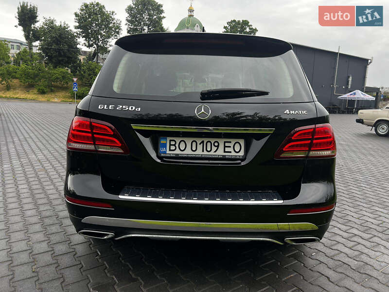 Внедорожник / Кроссовер Mercedes-Benz GLE-Class 2015 в Тернополе