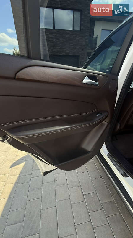 Внедорожник / Кроссовер Mercedes-Benz GLE-Class 2016 в Днепре