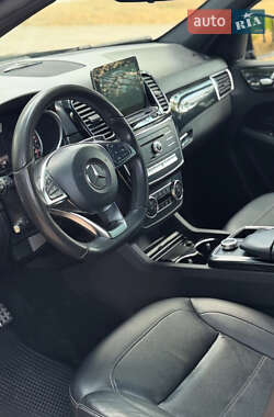 Внедорожник / Кроссовер Mercedes-Benz GLE-Class 2017 в 