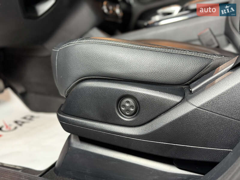 Внедорожник / Кроссовер Mercedes-Benz GLE-Class 2018 в Одессе фото 15 Внедорожник / Кроссовер Mercedes-Benz GLE-Class 2018 в Одессе