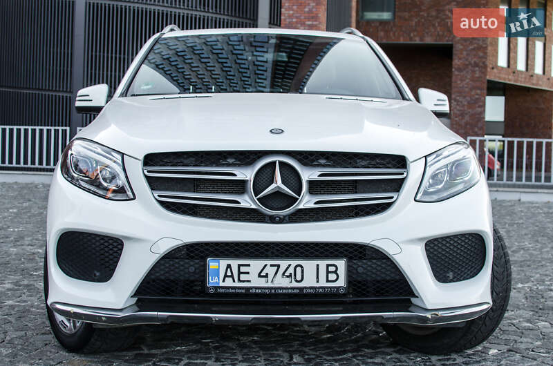 Внедорожник / Кроссовер Mercedes-Benz GLE-Class 2016 в Днепре