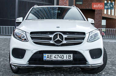 Внедорожник / Кроссовер Mercedes-Benz GLE-Class 2016 в 