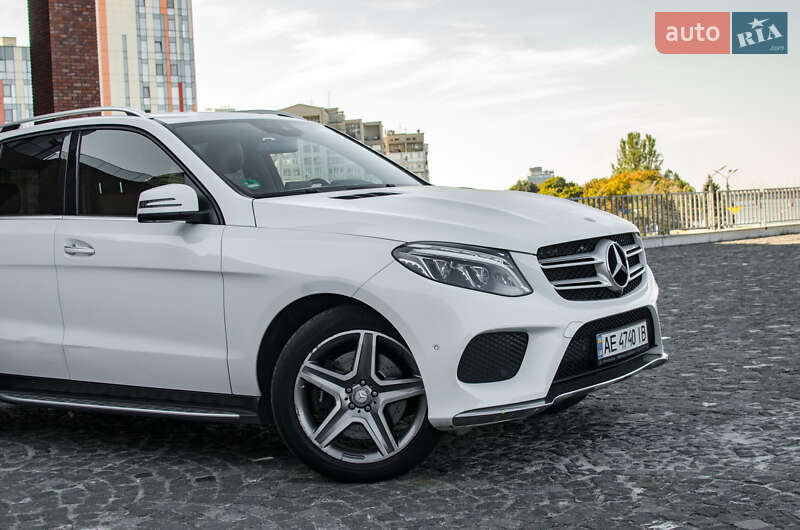 Внедорожник / Кроссовер Mercedes-Benz GLE-Class 2016 в Днепре