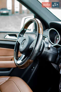 Внедорожник / Кроссовер Mercedes-Benz GLE-Class 2016 в 