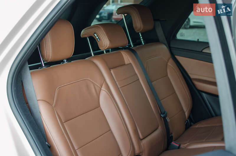 Внедорожник / Кроссовер Mercedes-Benz GLE-Class 2016 в Днепре