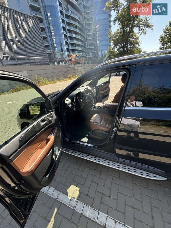 Внедорожник / Кроссовер Mercedes-Benz GLE-Class 2015 в Киеве фото 2 Внедорожник / Кроссовер Mercedes-Benz GLE-Class 2015 в Киеве