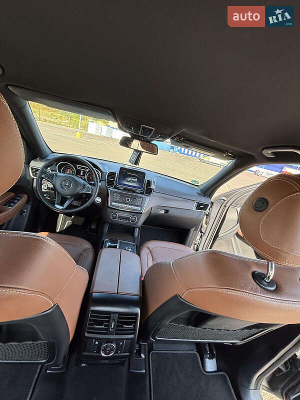 Внедорожник / Кроссовер Mercedes-Benz GLE-Class 2016 в Ровно фото 11 Внедорожник / Кроссовер Mercedes-Benz GLE-Class 2016 в Ровно