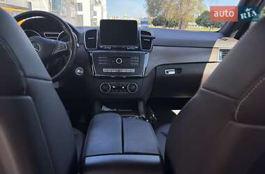 Позашляховик / Кросовер Mercedes-Benz GLE-Class 2018 в 
