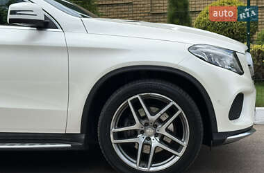 Внедорожник / Кроссовер Mercedes-Benz GLE-Class 2015 в 