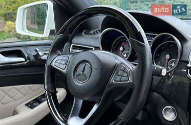 Внедорожник / Кроссовер Mercedes-Benz GLE-Class 2015 в 