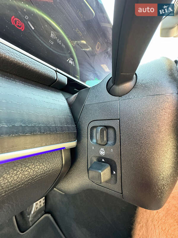 Позашляховик / Кросовер Mercedes-Benz GLE-Class 2021 в Черкасах фото 14 Позашляховик / Кросовер Mercedes-Benz GLE-Class 2021 в Черкасах