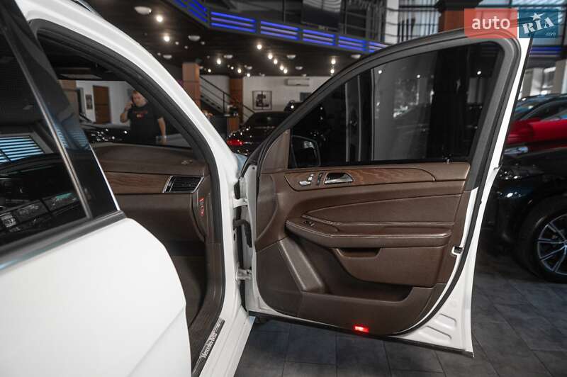 Внедорожник / Кроссовер Mercedes-Benz GLE-Class 2016 в Одессе