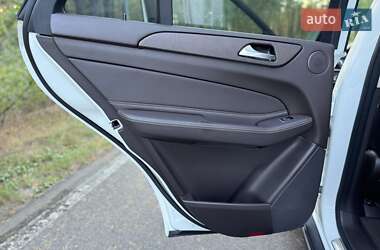 Внедорожник / Кроссовер Mercedes-Benz GLE-Class 2015 в 