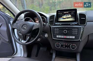 Внедорожник / Кроссовер Mercedes-Benz GLE-Class 2015 в 
