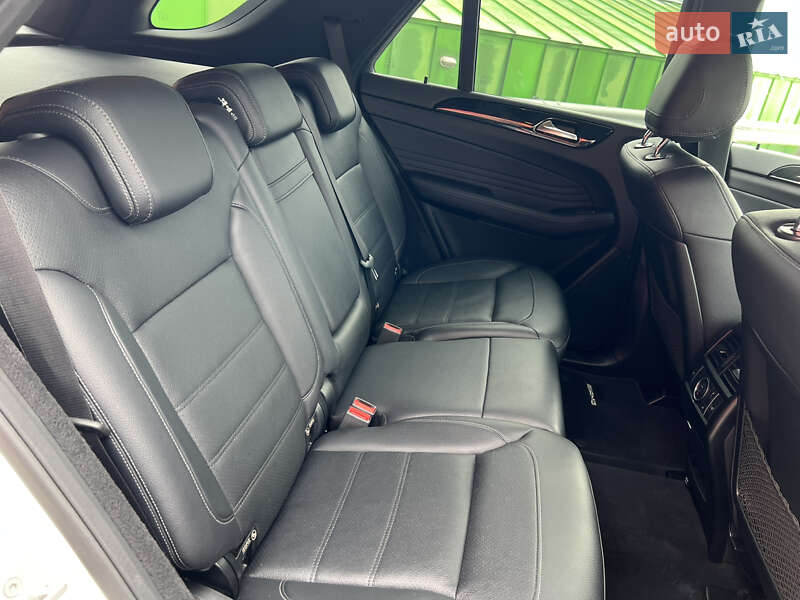 Позашляховик / Кросовер Mercedes-Benz GLE-Class 2016 в Києві фото 53 Позашляховик / Кросовер Mercedes-Benz GLE-Class 2016 в Києві