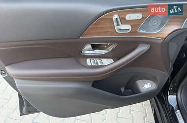 Внедорожник / Кроссовер Mercedes-Benz GLE-Class 2019 в 