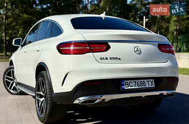 Внедорожник / Кроссовер Mercedes-Benz GLE-Class 2016 в 