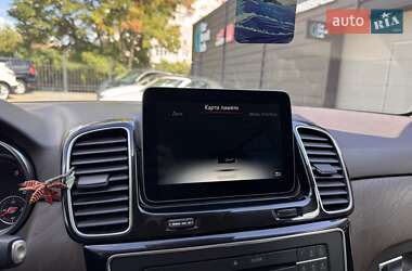 Внедорожник / Кроссовер Mercedes-Benz GLE-Class 2017 в 