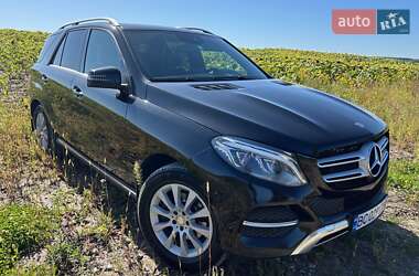 Внедорожник / Кроссовер Mercedes-Benz GLE-Class 2016 в 
