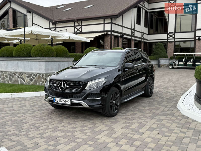 Внедорожник / Кроссовер Mercedes-Benz GLE-Class 2016 в Днепре фото 25 Внедорожник / Кроссовер Mercedes-Benz GLE-Class 2016 в Днепре