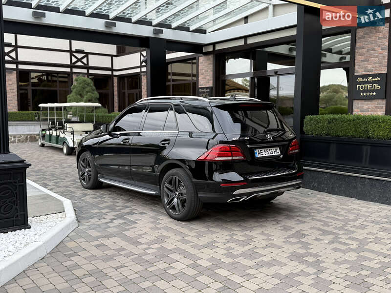 Внедорожник / Кроссовер Mercedes-Benz GLE-Class 2016 в Днепре фото 40 Внедорожник / Кроссовер Mercedes-Benz GLE-Class 2016 в Днепре