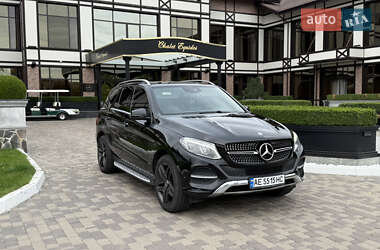 Внедорожник / Кроссовер Mercedes-Benz GLE-Class 2016 в 