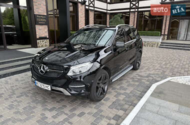 Внедорожник / Кроссовер Mercedes-Benz GLE-Class 2016 в 