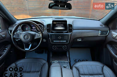 Внедорожник / Кроссовер Mercedes-Benz GLE-Class 2018 в 
