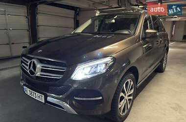Внедорожник / Кроссовер Mercedes-Benz GLE-Class 2016 в 