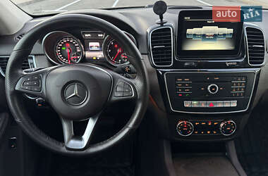 Внедорожник / Кроссовер Mercedes-Benz GLE-Class 2016 в 