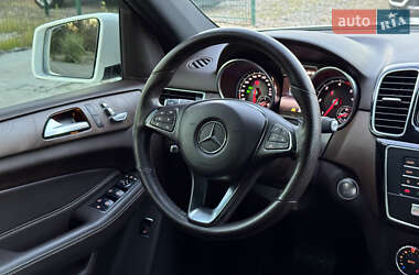 Внедорожник / Кроссовер Mercedes-Benz GLE-Class 2018 в 