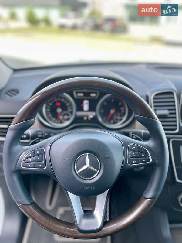 Внедорожник / Кроссовер Mercedes-Benz GLE-Class 2018 в Киеве