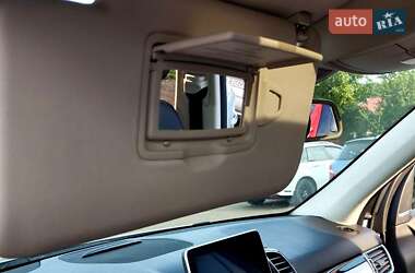 Внедорожник / Кроссовер Mercedes-Benz GLE-Class 2015 в 