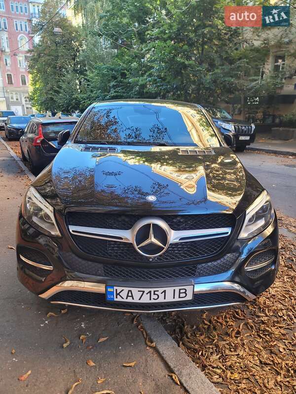 Внедорожник / Кроссовер Mercedes-Benz GLE-Class 2015 в 