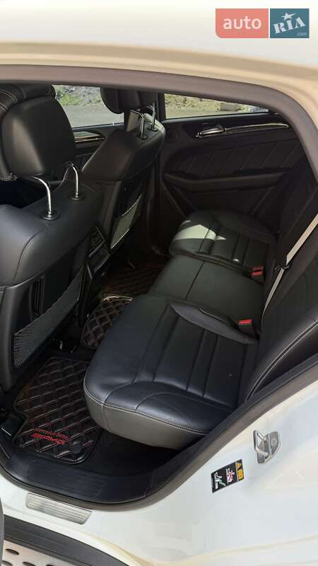 Позашляховик / Кросовер Mercedes-Benz GLE-Class 2018 в Одесі фото 11 Позашляховик / Кросовер Mercedes-Benz GLE-Class 2018 в Одесі