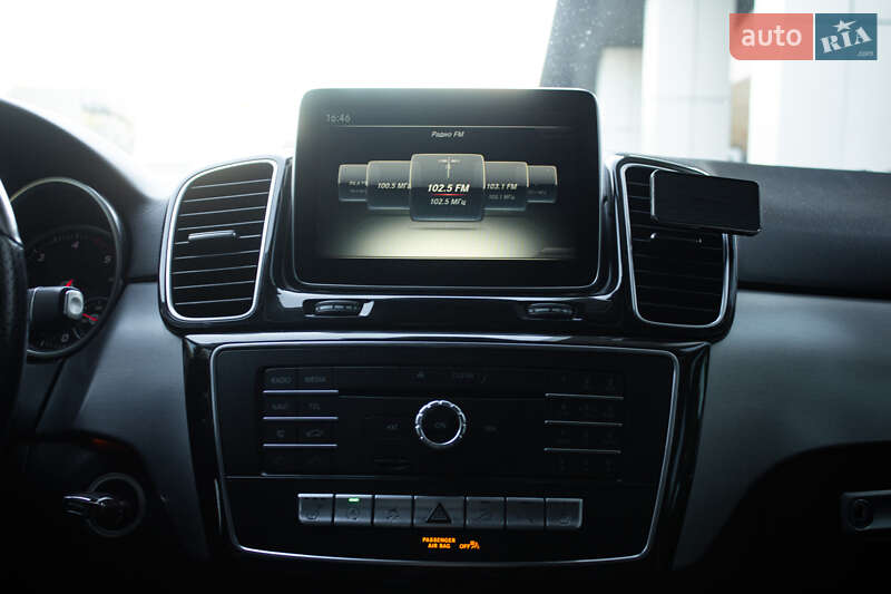 Внедорожник / Кроссовер Mercedes-Benz GLE-Class 2016 в Киеве