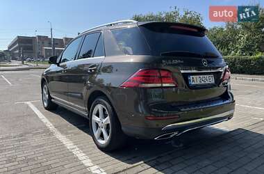 Внедорожник / Кроссовер Mercedes-Benz GLE-Class 2015 в 