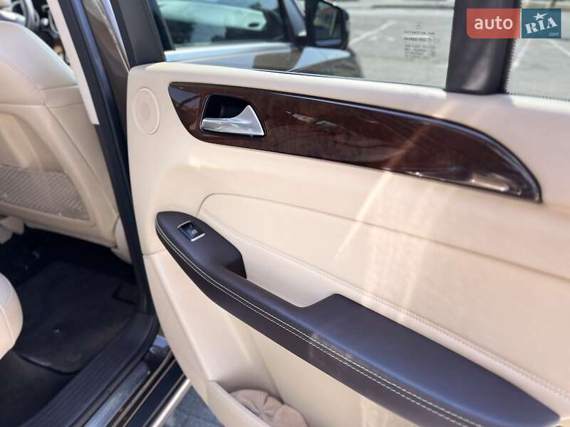 Внедорожник / Кроссовер Mercedes-Benz GLE-Class 2015 в Луцке фото 36 Внедорожник / Кроссовер Mercedes-Benz GLE-Class 2015 в Луцке