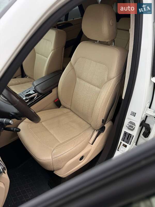 Внедорожник / Кроссовер Mercedes-Benz GLE-Class 2016 в Черновцах