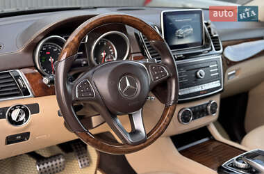 Внедорожник / Кроссовер Mercedes-Benz GLE-Class 2016 в 