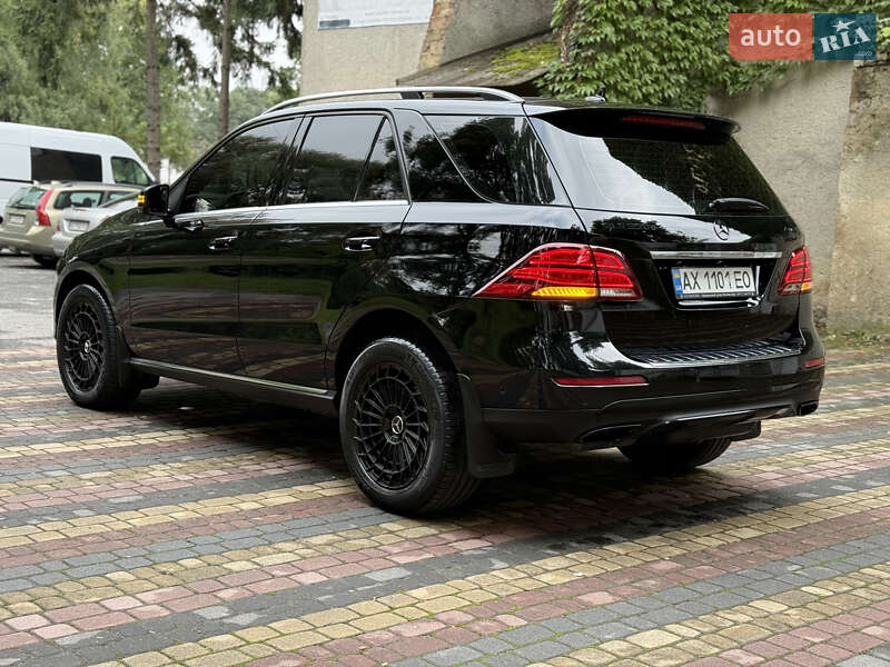 Позашляховик / Кросовер Mercedes-Benz GLE-Class 2016 в Чернівцях фото 8 Позашляховик / Кросовер Mercedes-Benz GLE-Class 2016 в Чернівцях