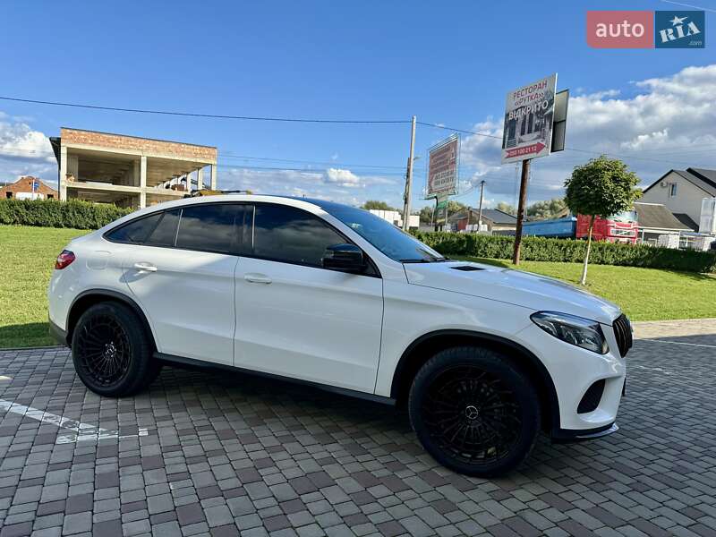Внедорожник / Кроссовер Mercedes-Benz GLE-Class 2016 в Черновцах