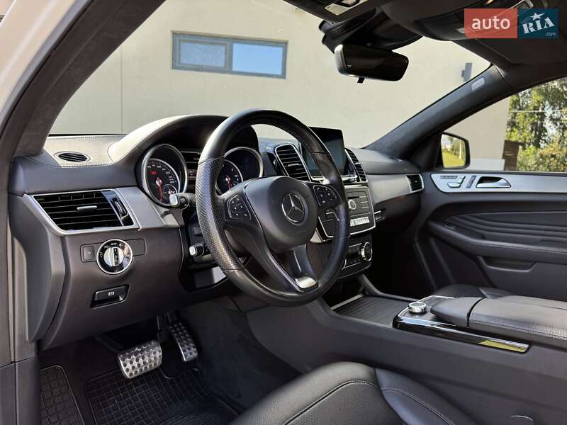Внедорожник / Кроссовер Mercedes-Benz GLE-Class 2016 в Черновцах