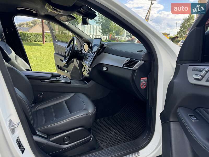 Внедорожник / Кроссовер Mercedes-Benz GLE-Class 2016 в Черновцах