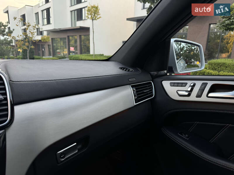 Внедорожник / Кроссовер Mercedes-Benz GLE-Class 2016 в Ужгороде