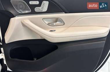 Внедорожник / Кроссовер Mercedes-Benz GLE-Class 2020 в 