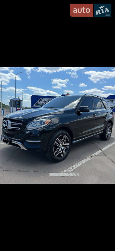 Позашляховик / Кросовер Mercedes-Benz GLE-Class 2017 в Одесі фото 3 Позашляховик / Кросовер Mercedes-Benz GLE-Class 2017 в Одесі