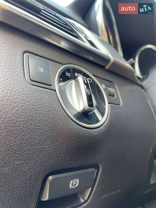 Внедорожник / Кроссовер Mercedes-Benz GLE-Class 2017 в Иршаве