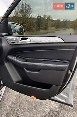 Внедорожник / Кроссовер Mercedes-Benz GLE-Class 2016 в 